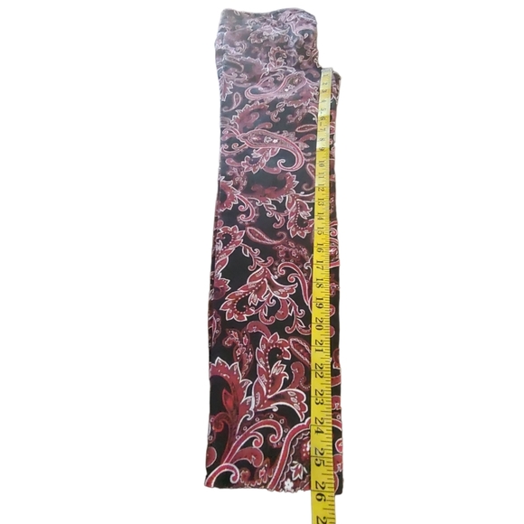 𝅺New York & Company Cropped Black Pants with Paisley Floral Design Sz.4 - Picture 4 of 7